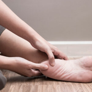 Burning Pain in Feet – Causes and Treatments